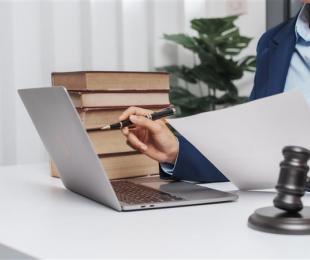 Escribiendo ordenador 2